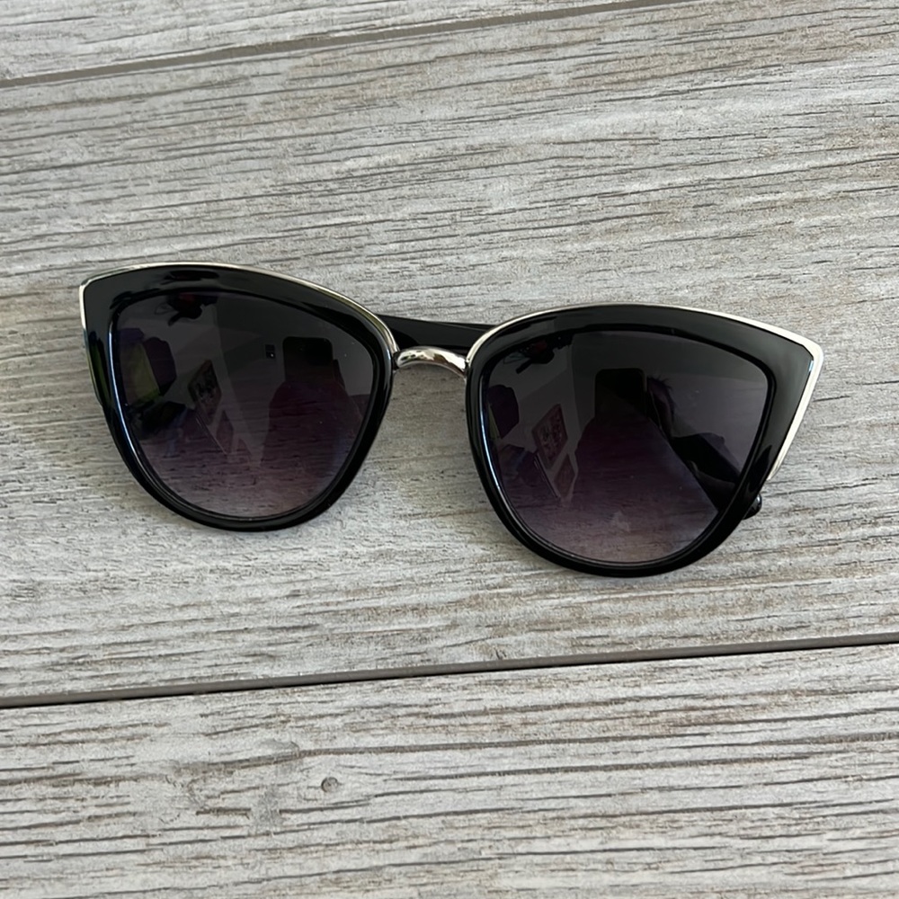Cute Black Cat Eye Sunglasses